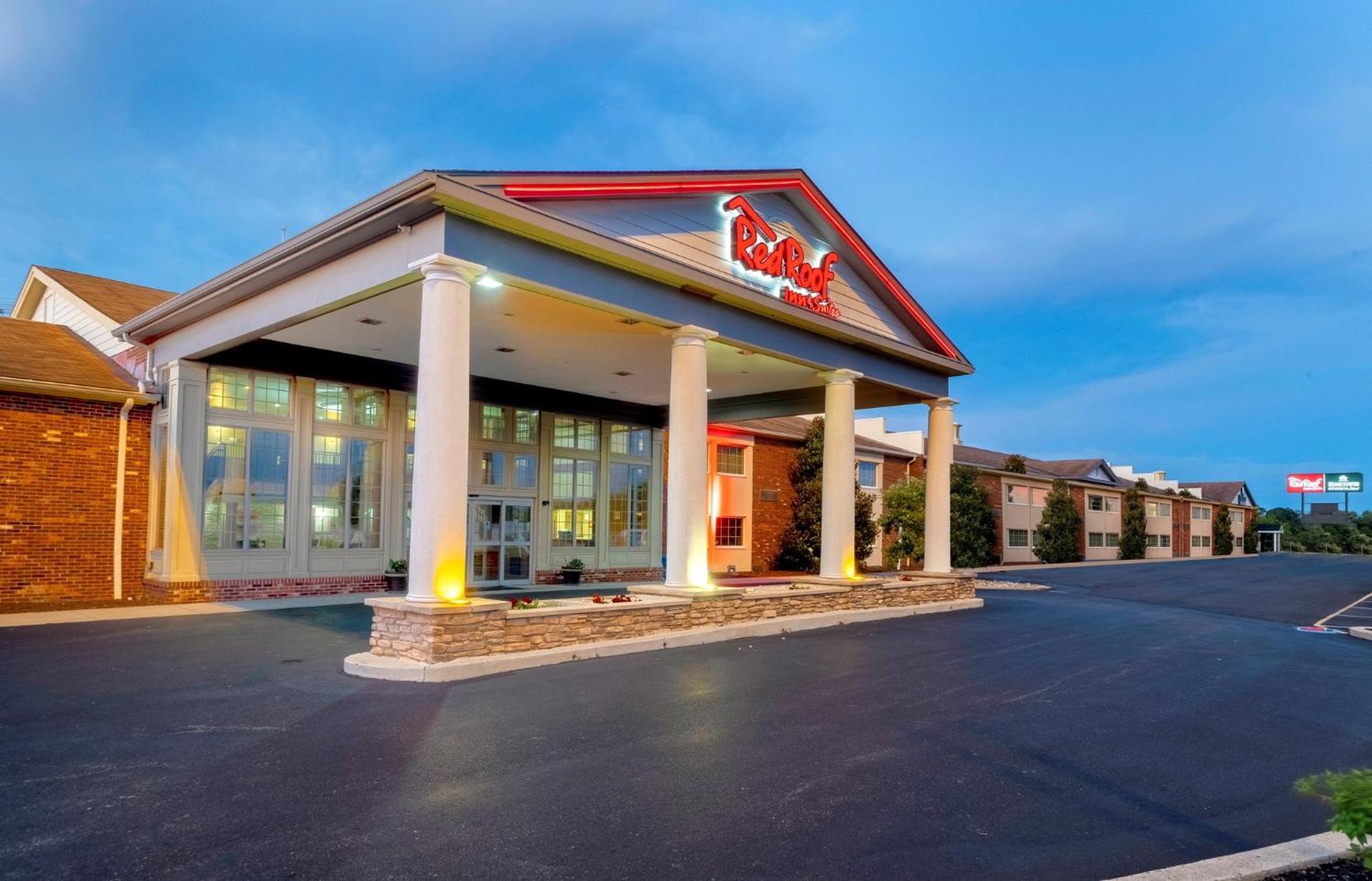 Red Roof Inn & Suites Wilmington - New Castle Exterior foto